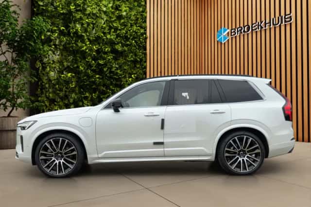 Volvo XC90 (2026) thumbnail 4