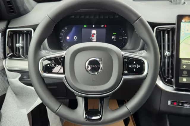 Volvo XC90 (2026) thumbnail 6