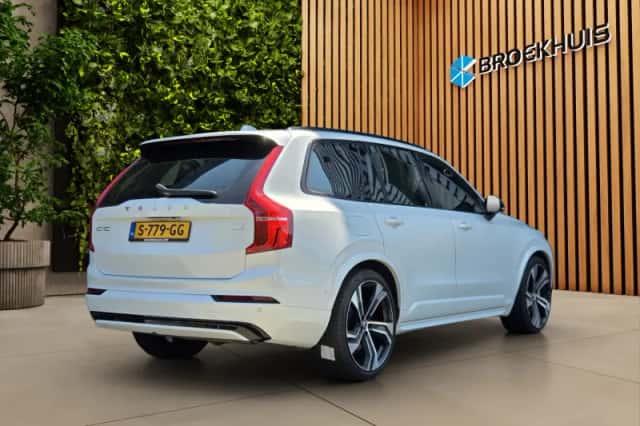 Volvo XC90 (2023) thumbnail 2