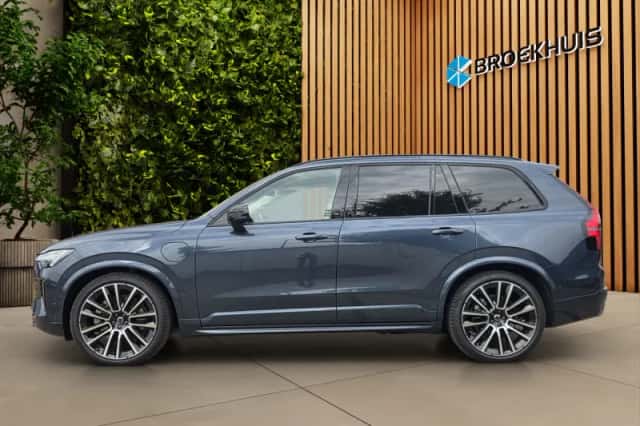 Volvo XC90 (2026) thumbnail 4