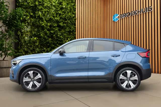 Volvo C40 (2023) thumbnail 5