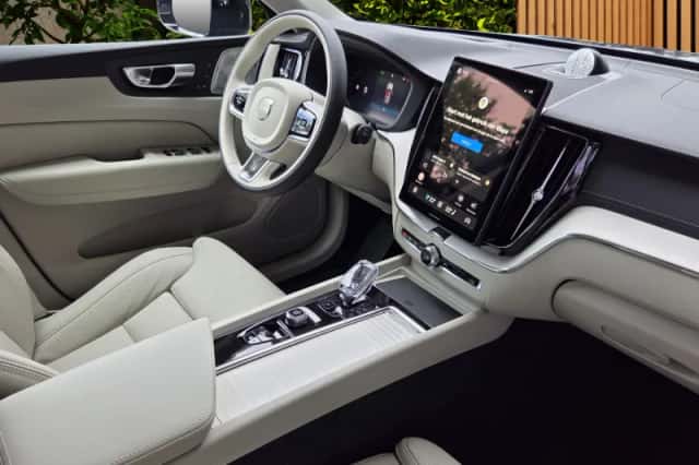 Volvo XC60 (2026) thumbnail 3