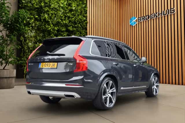 Volvo XC90 (2019) thumbnail 2