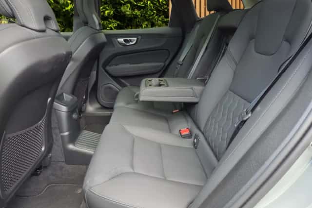 Volvo XC60 (2025) thumbnail 6