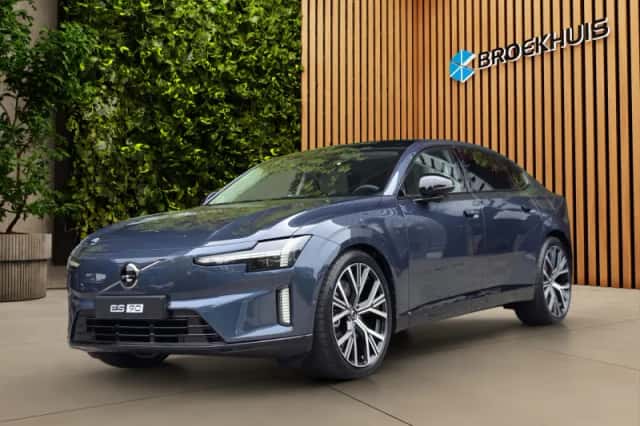 Volvo ES90 (2026) thumbnail 1