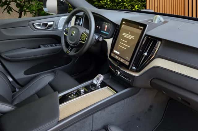 Volvo XC60 (2026) thumbnail 3