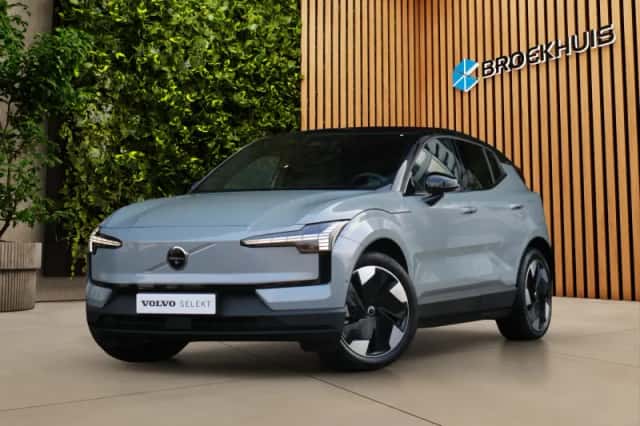 Volvo EX30 (2024) thumbnail 1