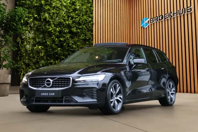 Volvo V60 (2019) thumbnail 1