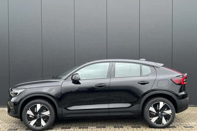 Volvo C40 (2024) thumbnail 2