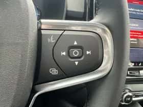 Volvo C40 (2024) thumbnail 12