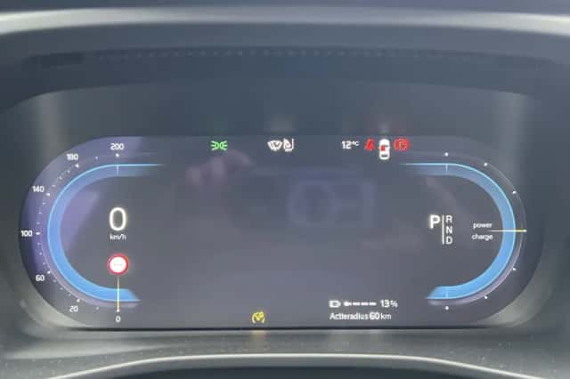 Volvo C40 (2024) thumbnail 17