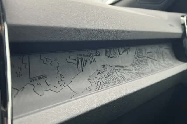 Volvo C40 (2024) thumbnail 23