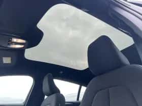 Volvo C40 (2024) thumbnail 10