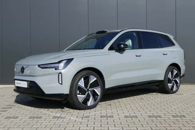 Volvo EX90 (2024) thumbnail 1