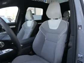 Volvo EX90 (2024) thumbnail 12
