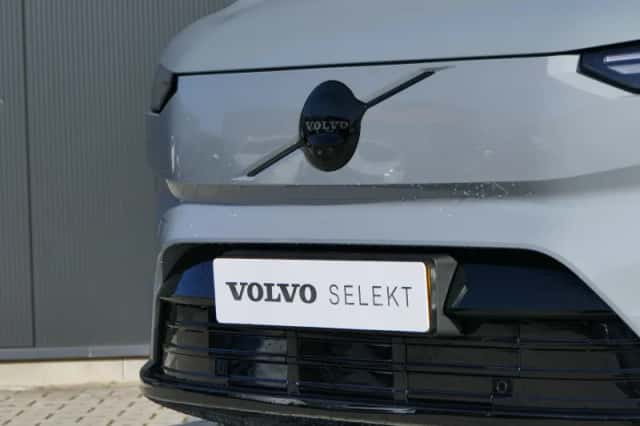 Volvo EX90 (2024) thumbnail 21