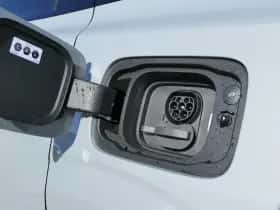 Volvo EX90 (2024) thumbnail 43