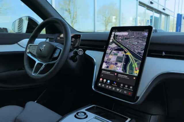 Volvo EX90 (2024) thumbnail 6