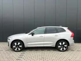 Volvo XC60 (2025) thumbnail 2
