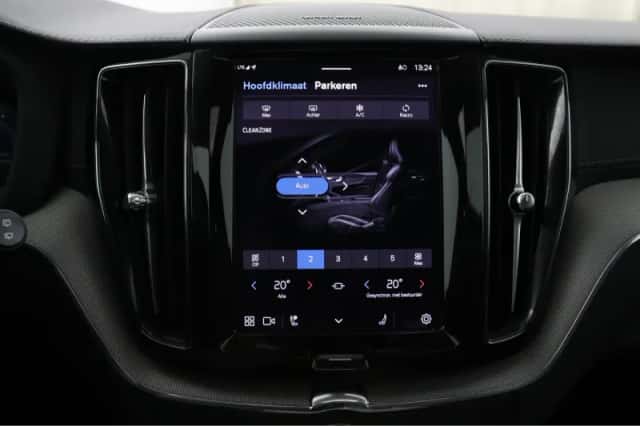 Volvo XC60 (2025) thumbnail 11
