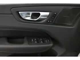 Volvo XC60 (2025) thumbnail 12