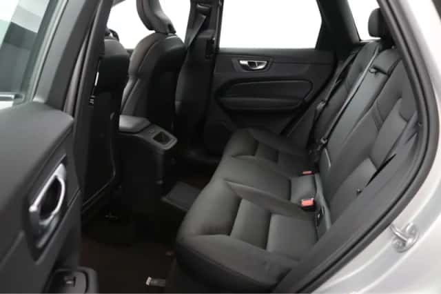 Volvo XC60 (2025) thumbnail 13