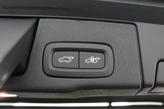 Volvo XC60 (2025) thumbnail 15