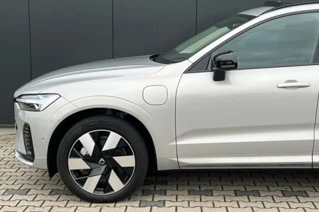 Volvo XC60 (2025) thumbnail 20