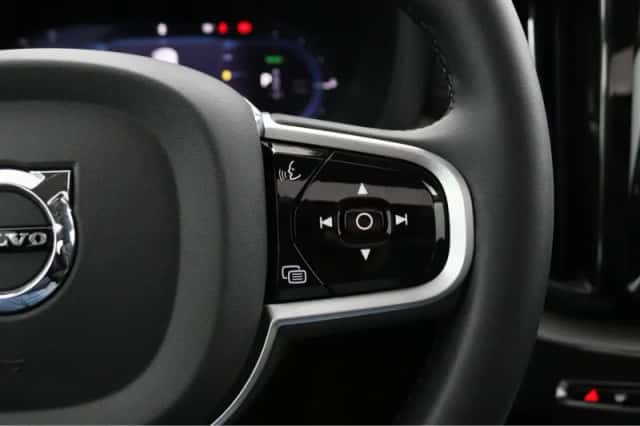 Volvo XC60 (2025) thumbnail 31