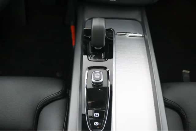Volvo XC60 (2025) thumbnail 35