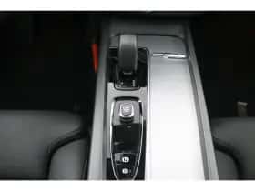 Volvo XC60 (2025) thumbnail 35