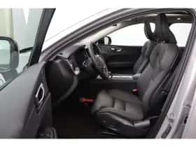 Volvo XC60 (2025) thumbnail 6