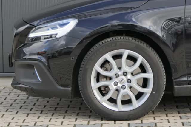 Volvo V40 (2019) thumbnail 12