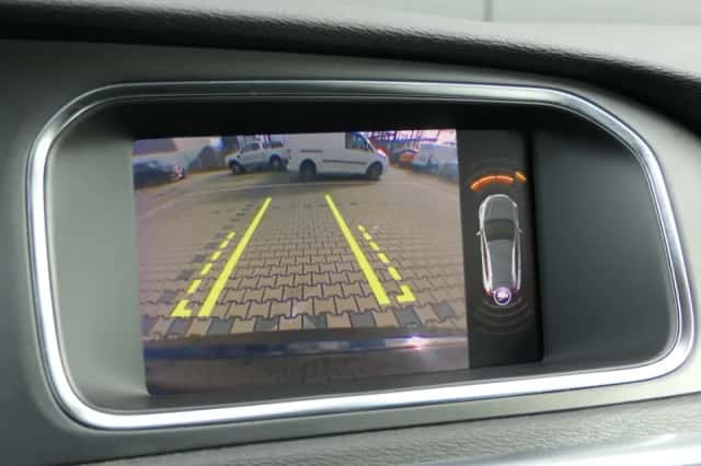 Volvo V40 (2019) thumbnail 19