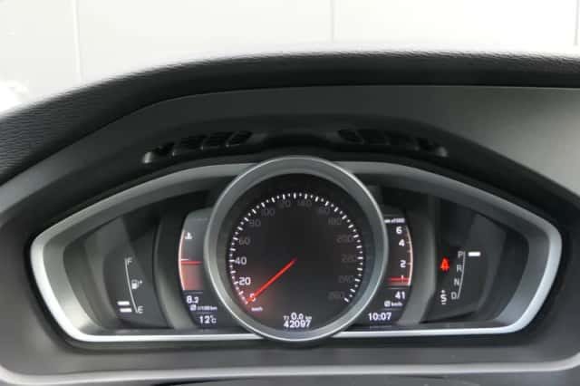 Volvo V40 (2019) thumbnail 20