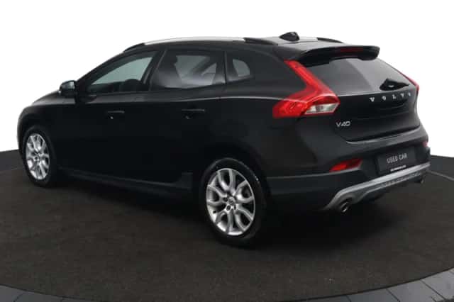 Volvo V40 (2019) thumbnail 3