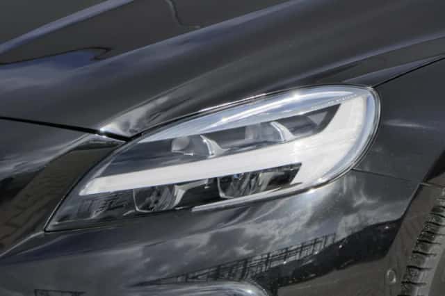Volvo V40 (2019) thumbnail 26