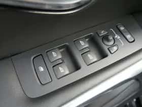 Volvo V40 (2019) thumbnail 30