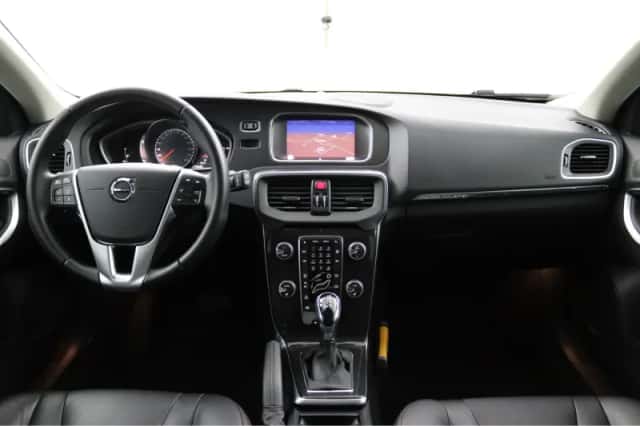 Volvo V40 (2019) thumbnail 4