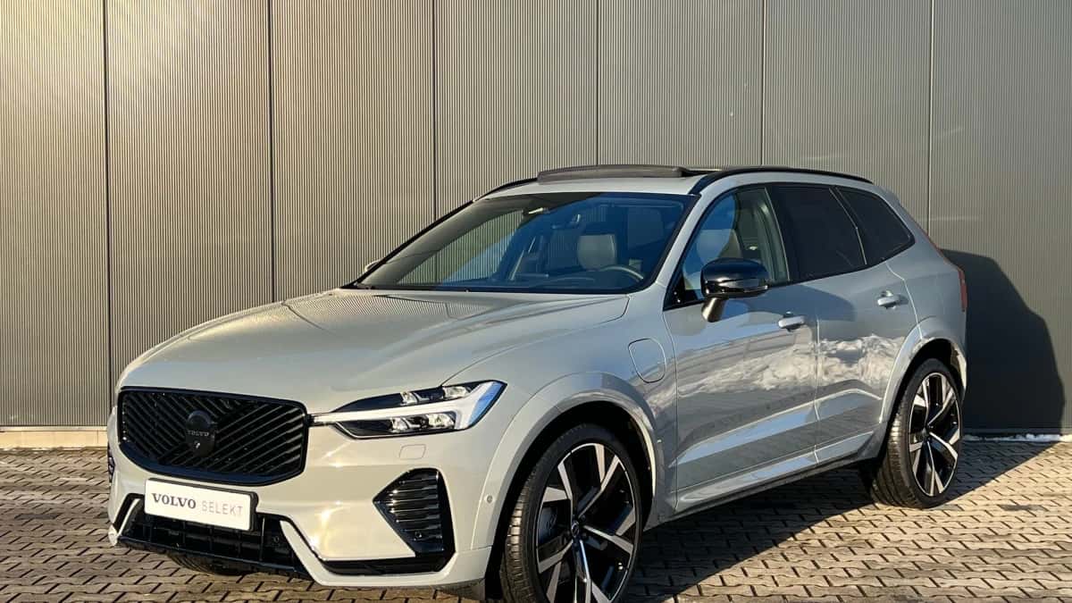 Volvo XC60 (2026) — foto 1