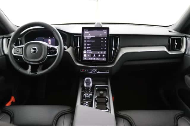 Volvo XC60 (2026) thumbnail 4
