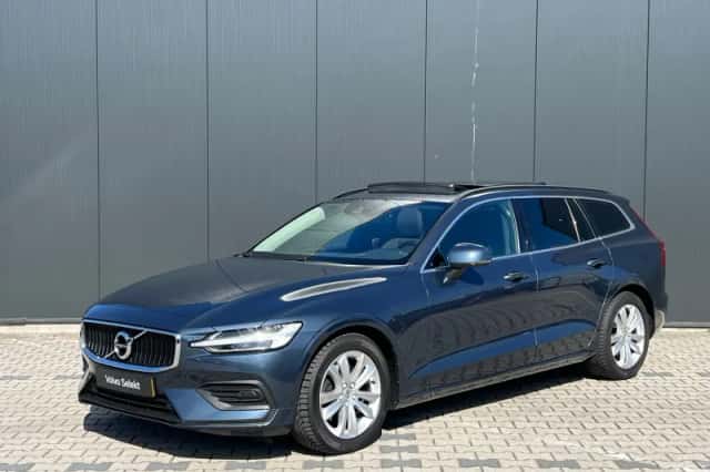 Volvo V60 (2022) thumbnail 1