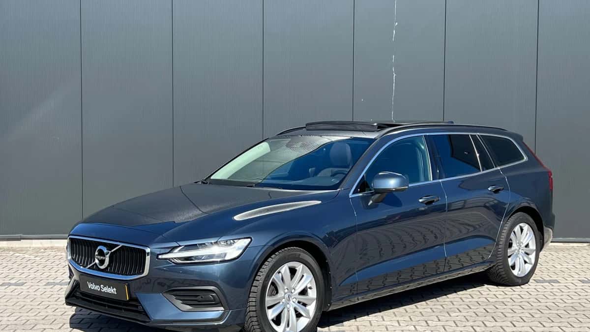 Volvo V60 (2022) — foto 1