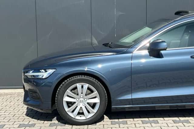 Volvo V60 (2022) thumbnail 22