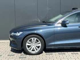 Volvo V60 (2022) thumbnail 22