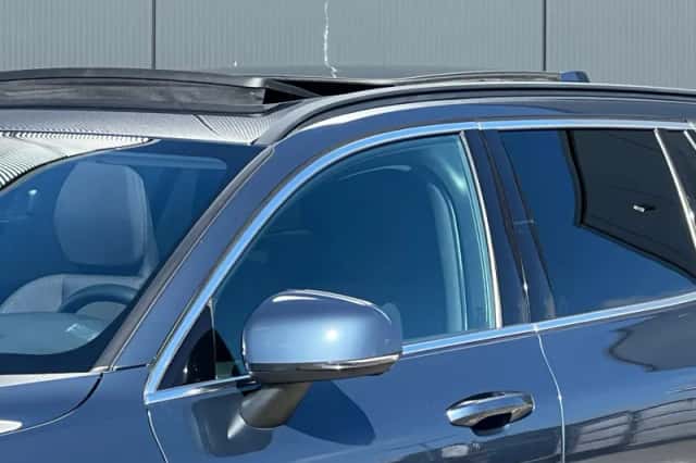 Volvo V60 (2022) thumbnail 23