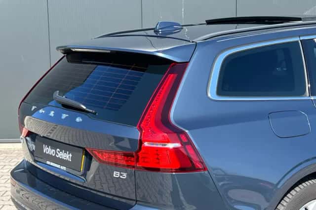 Volvo V60 (2022) thumbnail 27