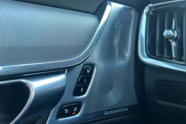 Volvo V90 (2023) thumbnail 12