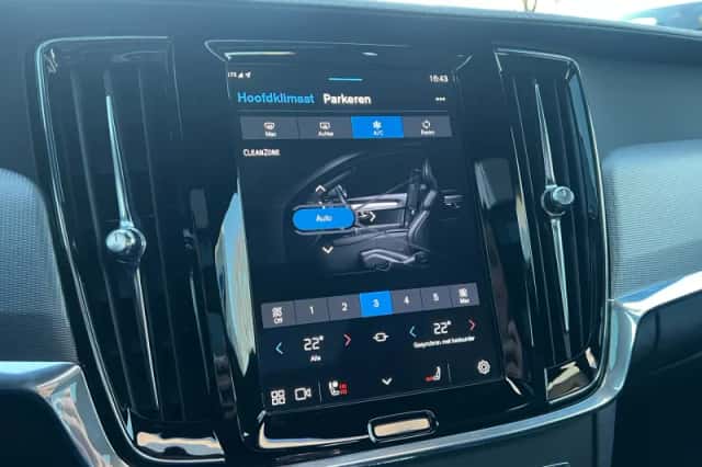 Volvo V90 (2023) thumbnail 16