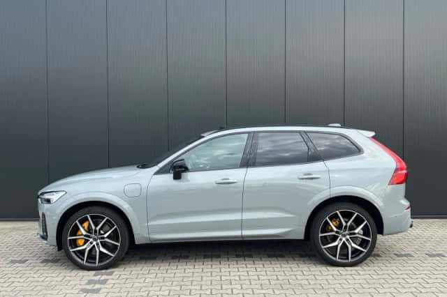 Volvo XC60 (2026) thumbnail 2
